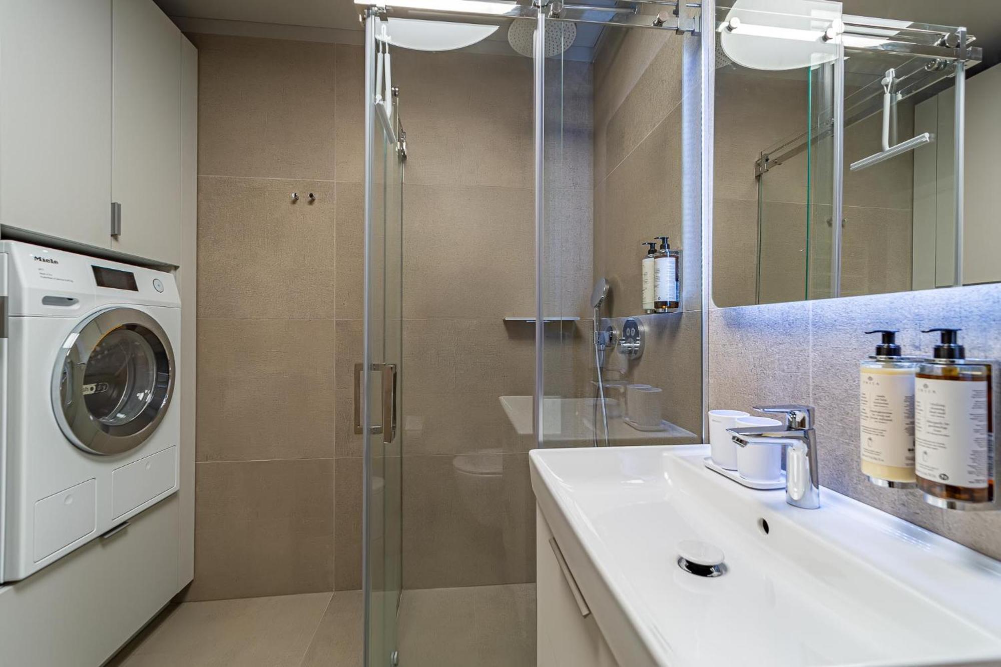 Cohost I New W-balcony I Air Condition I Free Parking & Netflix I By Botanical Park Apartament Kowno